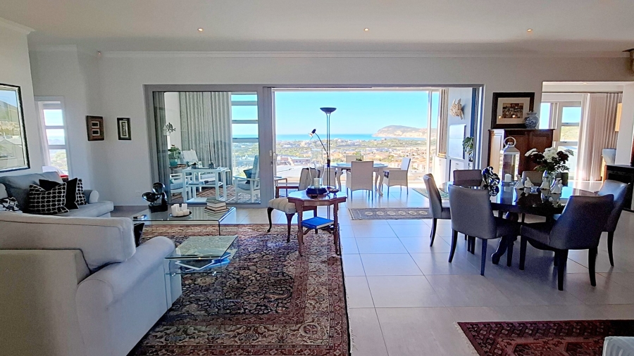 2 Bedroom Property for Sale in Robberg Ridge Western Cape